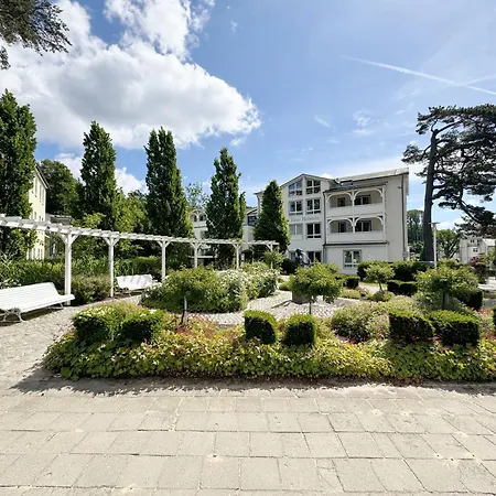 Haus Holstein Whg 01 Mit Balkon Apartmán *