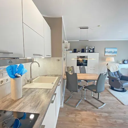 Haus Holstein Whg 01 Mit Balkon Apartmán *