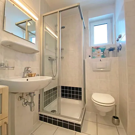 Haus Holstein Whg 01 Mit Balkon Apartmán *